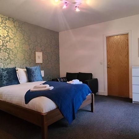 Pass The Keys Spacious 3Beds Flat Near City Centre - Free Parking Edinburgh Ngoại thất bức ảnh